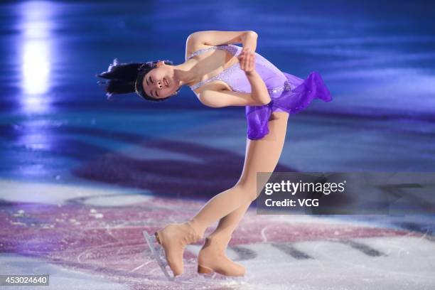 Li Zijun 12 Zijun Li Figure Skater Stock Photos, High-Res Pictures, and Images ...