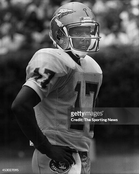 Charlie Ward of the Florida State Seminoles loos on circa 1993 at Doak Campbell Stadium in Tallahassee, Florida. Ward played for the Seminoles from...