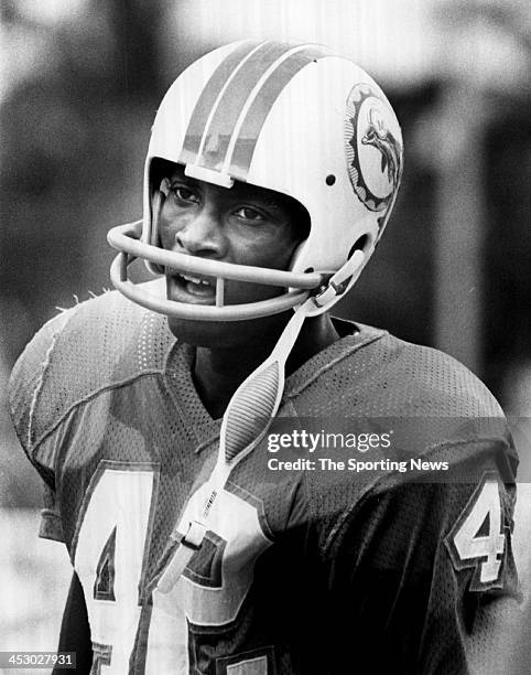 Paul Warfield of the Miami Dolphins circa 1972 in Miami, Florida. Warfield played for the Dolphins from 1970-74.