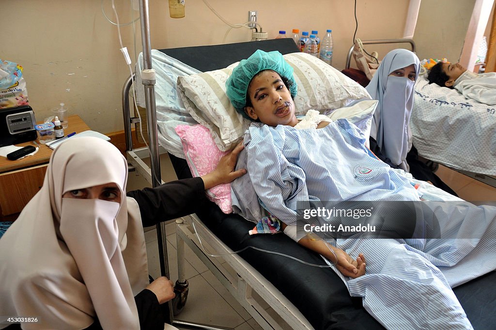 Injured Palestinian sisters at Al Shifa Hospital