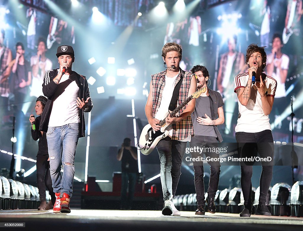 One Direction In Concert "Where We Are 2014" Tour - Toronto, ON