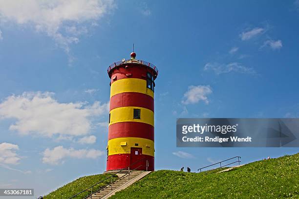 Der Pilsumer Leuchtturm ist ein Leuchtturm auf dem Nordseedeich unweit des zur Gemeinde Krummhörn gehörenden Ortes Pilsum. Der Turm ist eines der...