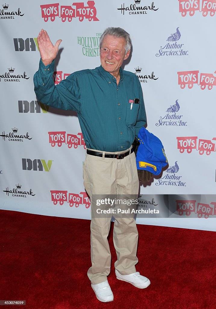The Hollywood Christmas Parade Benefiting Toys For Tots Foundation - Arrivals