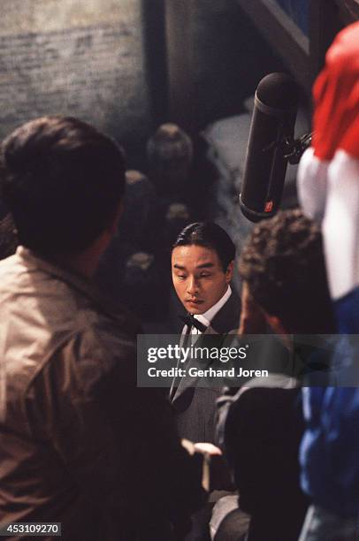 Hong Kong actor Leslie Cheung Kwok Wing during the filming of 'Temptress Moon' in Shanghai Film Studios.