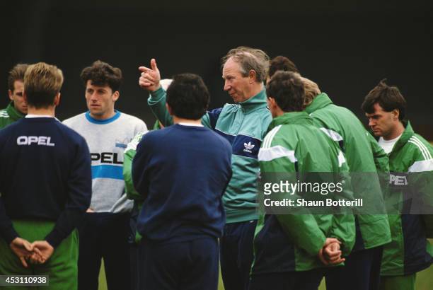 Republic of Ireland manager Jack Charlton makes a point during a Republic of Ireland training session in March 1991.