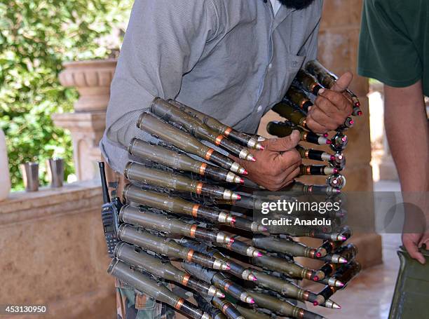 Syrian Machine Shaykh Najjar Photos and Premium High Res Pictures - Getty Images