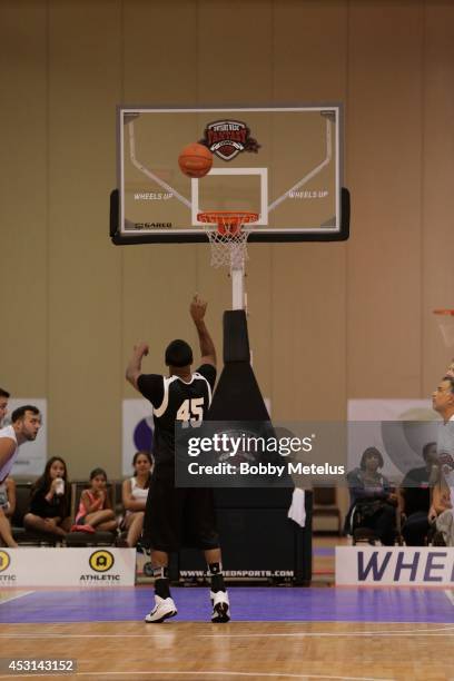 Jamie Foxx in game action at Dwyane Wade's Fourth Annual Fantasy Basketball Camp at Westin Diplomat on August 3, 2014 in Hollywood, Florida.