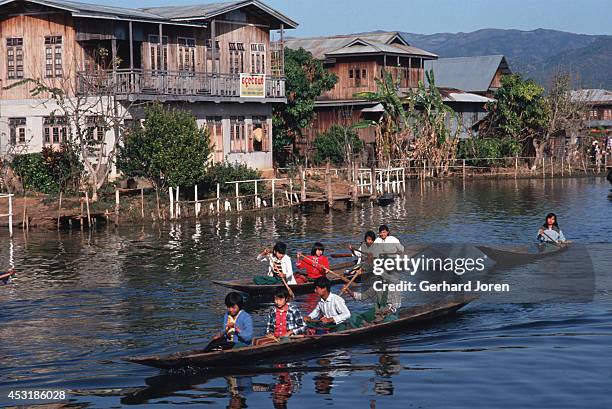 Myanmar Inya Background 97 Inya Lake Stock Photos, High-Res Pictures, and Images - Getty Images