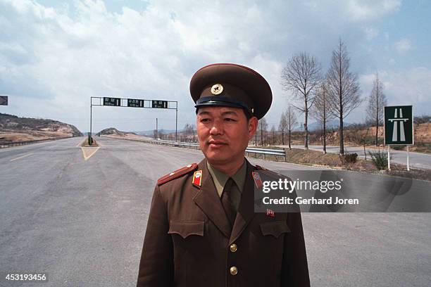Pyongyang Highway Sign Pyongyang Highway Photos and Premium High Res Pictures - Getty Images