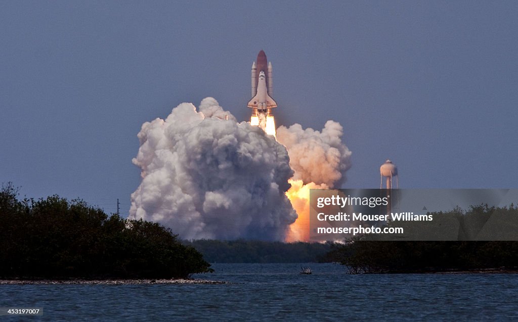 STS-125 Clears the Tower