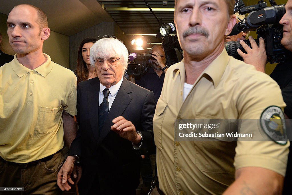 Ecclestone Seeks Settlement To End Trial