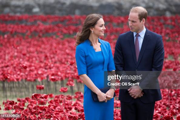 Duke And Duchess Of Cambridge And Prince Harry Visit Tower Of London's Ceramic Poppy Field Duke And Duchess Of Cambridge And Prince Harry Visit Tower Of London's Ceramic Poppy Field