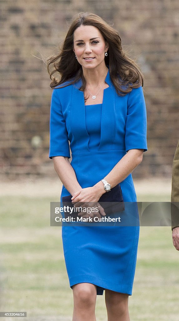 Duke And Duchess Of Cambridge And Prince Harry Visit Tower Of London's Ceramic Poppy Field