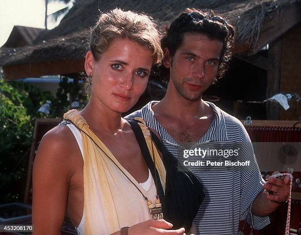 Anja Kling und Freund Jens Solf am am Rande der Dreharbeiten zur ZDF-Serie "Verschollen in Thailand" auf Insel Koh Samui, Thailand.