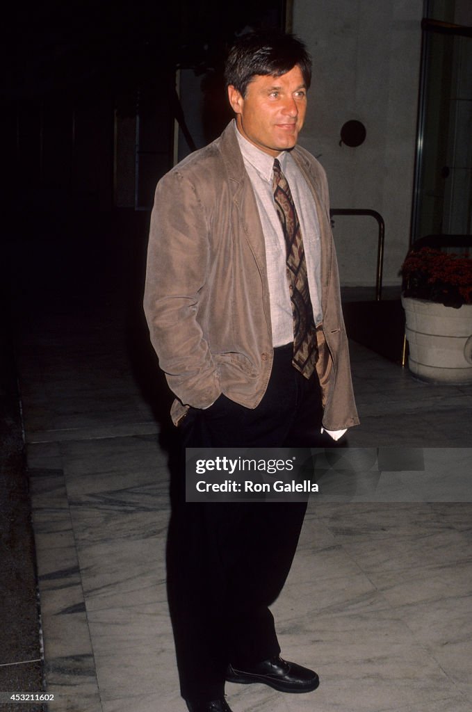 Actor Terence Knox attends the Phoenix House Benefit Luncheon on... Fotografía de noticias