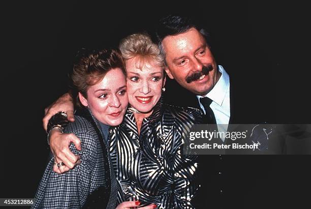 Daniela Lohmeyer, Mutter Anita Kupsch, Ehemann Klaus-Detlef Krahn, Hochzeit von Anita Kupsch und Klaus-Detlef Krahn am in Berlin, Deutschland.