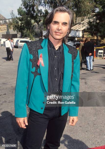 Singer Hal Ketchum attends the 28th Annual Academy of Country Music Awards on May 11, 1993 at Universal Amphitheatre in Universal City, California.