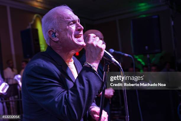 Jerry Rivas 125 Jerry Rivas Stock Photos, High-Res Pictures, and Images - Getty Images