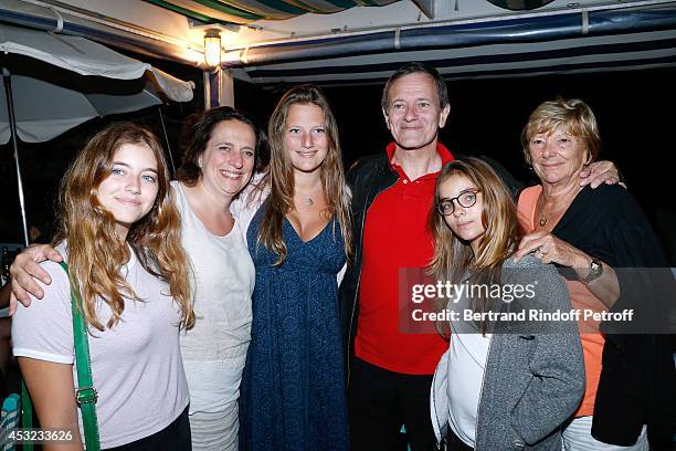 Actor Francis Huster with his daughters Toscane and Elisa , Miss Pierre Huth, Doctor Francoise Huth with her daughter Nathalie and her granddaughter...