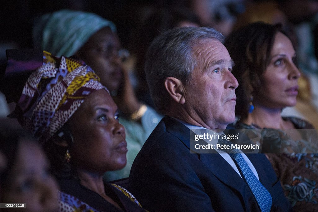 Michelle Obama And Laura Bush Host Spousal Symposium During US-Africa Summit