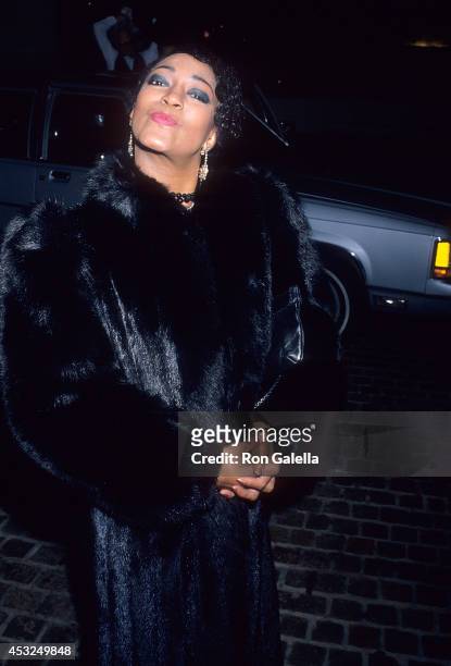 Actress Paula Kelly attends the Association of Asian/Pacific American Artists' Sixth Annual Jimmie Awards on March 19, 1990 at the Beverly Hilton...