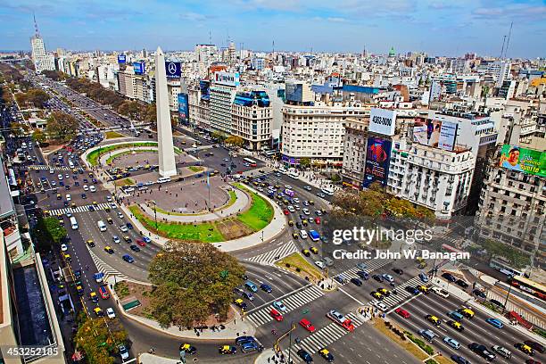 widest avenue in the world, buenos aires, - buenos aires obelisk stock pictures, royalty-free photos & images