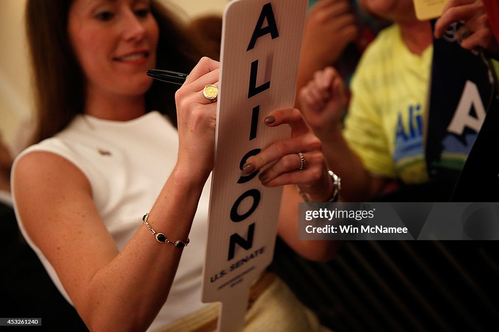 Bill Clinton Campaigns With Kentucky Senate Candidate Alison Grimes