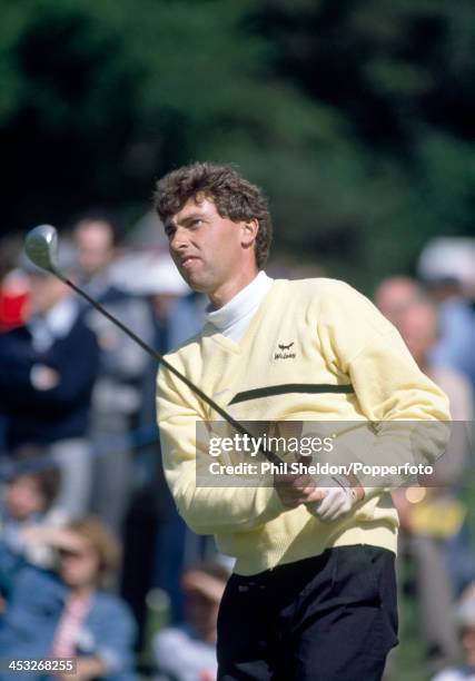 Mike Harwood of Australia tracking his tee shot during the Bob Hope Classic Golf Tournament held at the Arnold Palmer Classic Course, California,...