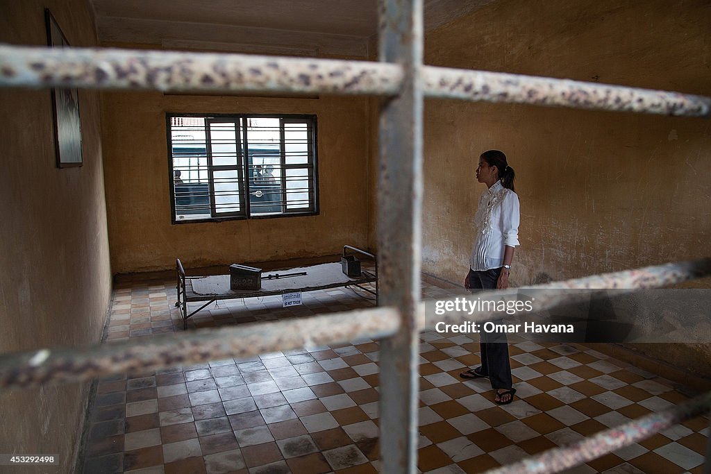 Former Khmer Rouge Leaders Sentenced To Life In Prison For Crimes Against Humanity
