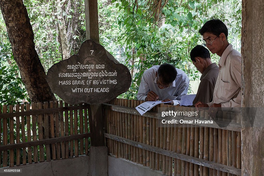 Former Khmer Rouge Leaders Sentenced To Life In Prison For Crimes Against Humanity