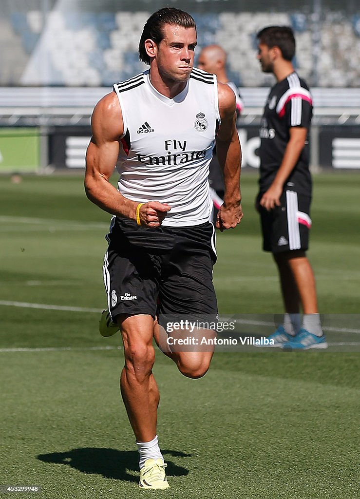 Feudal Equivalente Decepción Gareth Bale of Real Madrid runs during a training session at... Fotografía  de noticias - Getty Images
