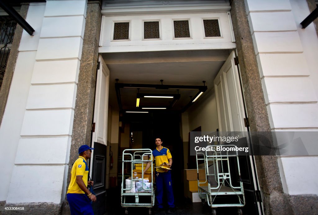 Argentina Default Punishes Brazil Postal Worker Pension Fund