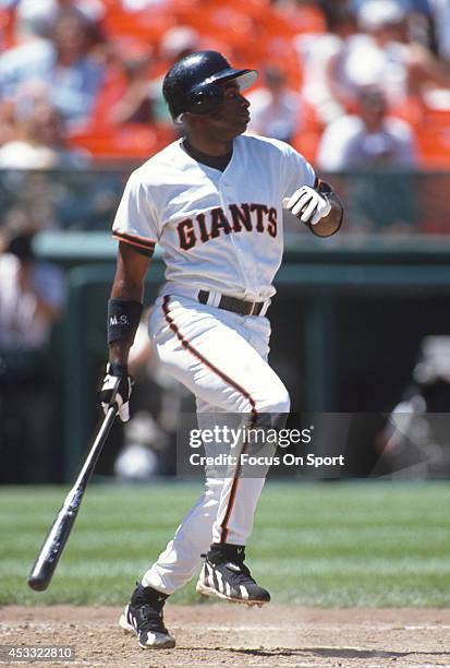 96 San Francisco Giants Deion Sanders Photos & High Res Pictures - Getty  Images