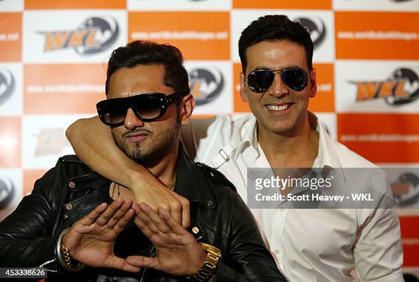 Yo Yo Tigers owner Honey Singh with Khalsa Warriors co-owner Akshay Kumar during the World Kabaddi League Press Conference on August 8, 2014 in...