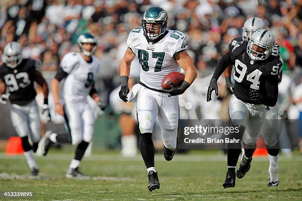 Tight end Brent Celek of the Philadelphia Eagles runs with a catch for 24-yards against the Oakland Raiders in the second quarter on November 3, 2013...