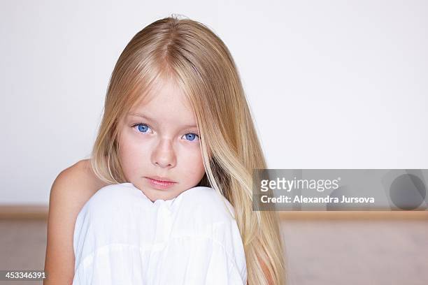 337 Girl With Blue Hair And Blue Eyes Stock Photos, High-Res Pictures, And  Images - Getty Images