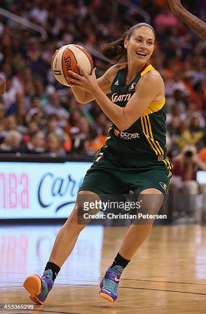 Western Conference All-Star Sue Bird of the Seattle Storm handles the ball during the WNBA All-Star Game at US Airways Center on July 19, 2014 in...