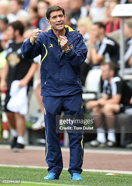 Manager of Villarreal Marcelino Garcia Toral gives instructions during a pre season friendly match between Swansea City and Villarreal at Liberty...
