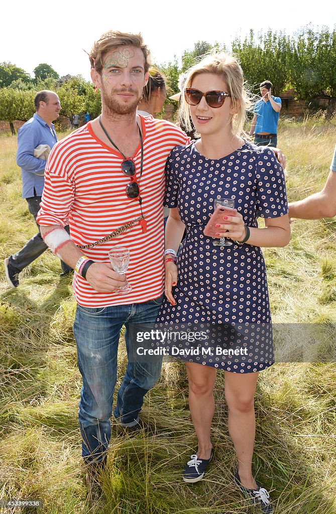 Mulberry Hosts The Mulberry Wilderness Picnic With Cara Delevingne At Wilderness 2014