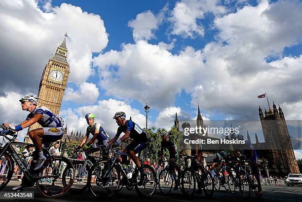 The peleton makes it's way past Big Ben and the Houses of Parliment during the Prudential RideLondon Surrey Classic on August 10, 2014 in London,...