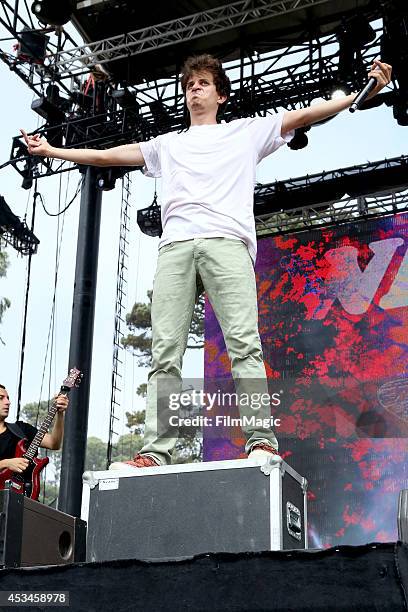 32 Rapper George Watsky Stock Photos, High-Res Pictures, and Images ...