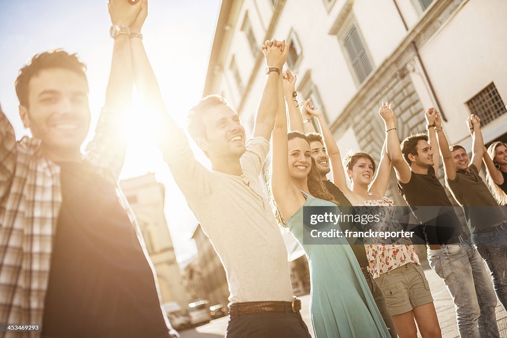 Happiness friends on the city