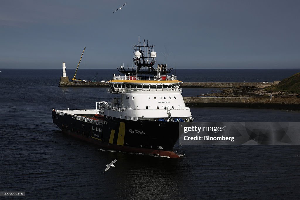 Oil Rig Support Vessels And Port Operations At Aberdeen Harbor