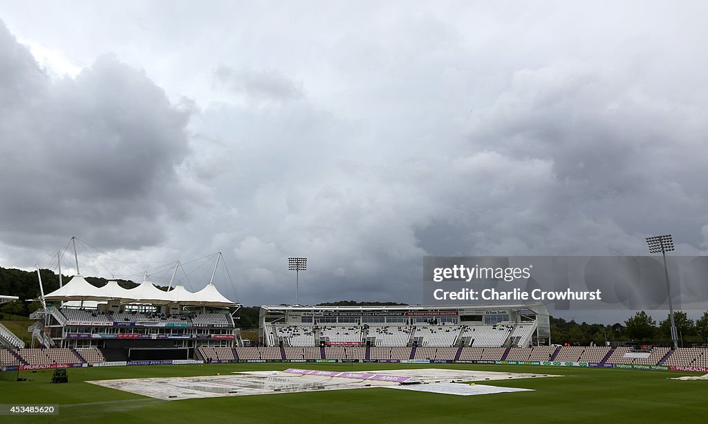 Hampshire v Worcestershire Rapids - Royal London One-Day Cup