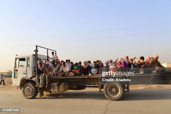 Yezidis trapped in the Sinjar mountains arrive in Syria's Haseki Yezidis trapped in the Sinjar mountains arrive in Syria's Haseki