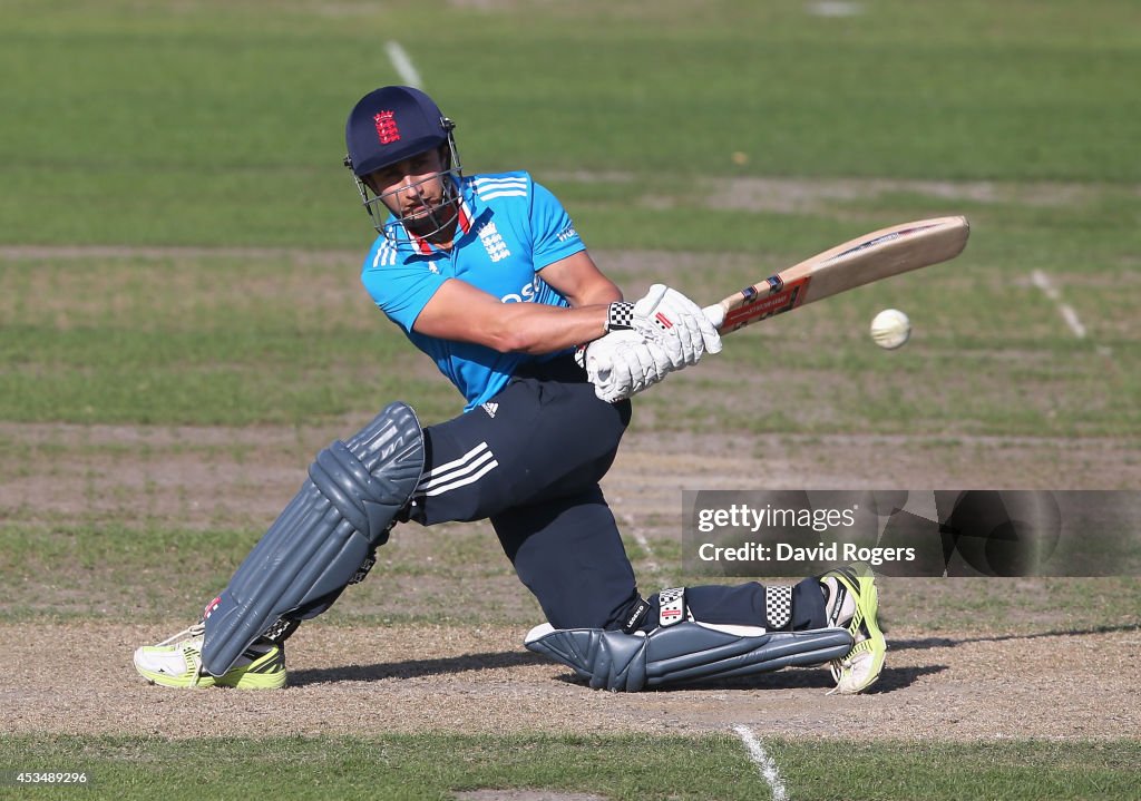 England Lions v Sri Lanka A - Triangular Series