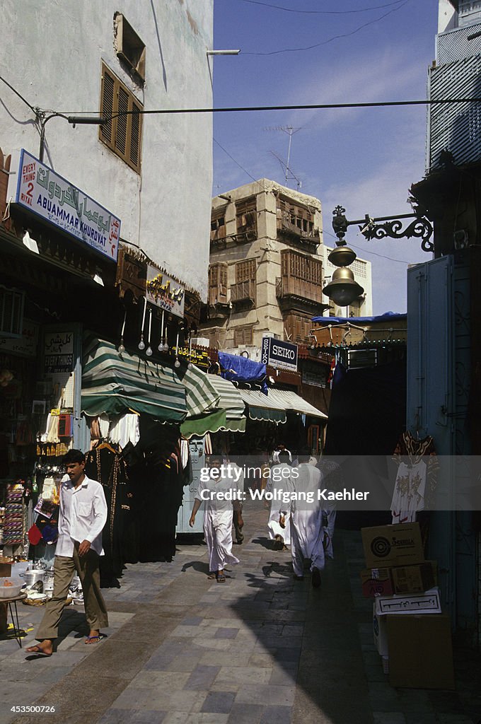 Saudi Arabia, Jeddah, Old Town, Souk Al-alawi...