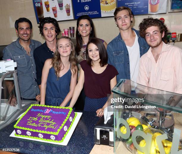 Finding Erica Cast 361 Finding Carter Photos & High Res Pictures - Getty Images