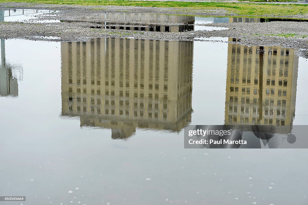 Detroit Exteriors And Landmarks