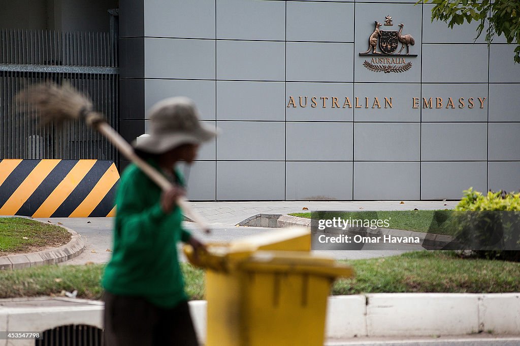 Australia Edges Closer To Cambodia Refugee Transfer Deal